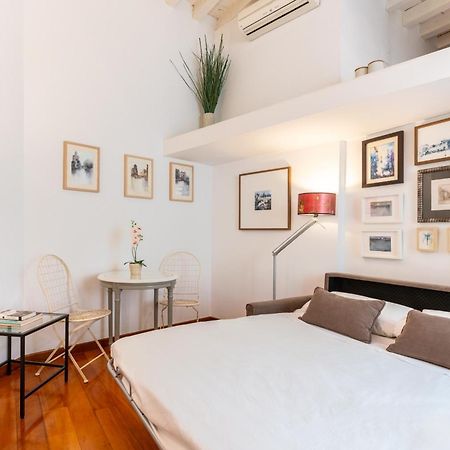 Apartamentos Rg Goyeneta 세비야 외부 사진